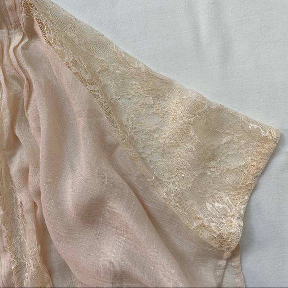 🩷Forever 21 Cream Light Lace Cardigan - Picture 4 of 6